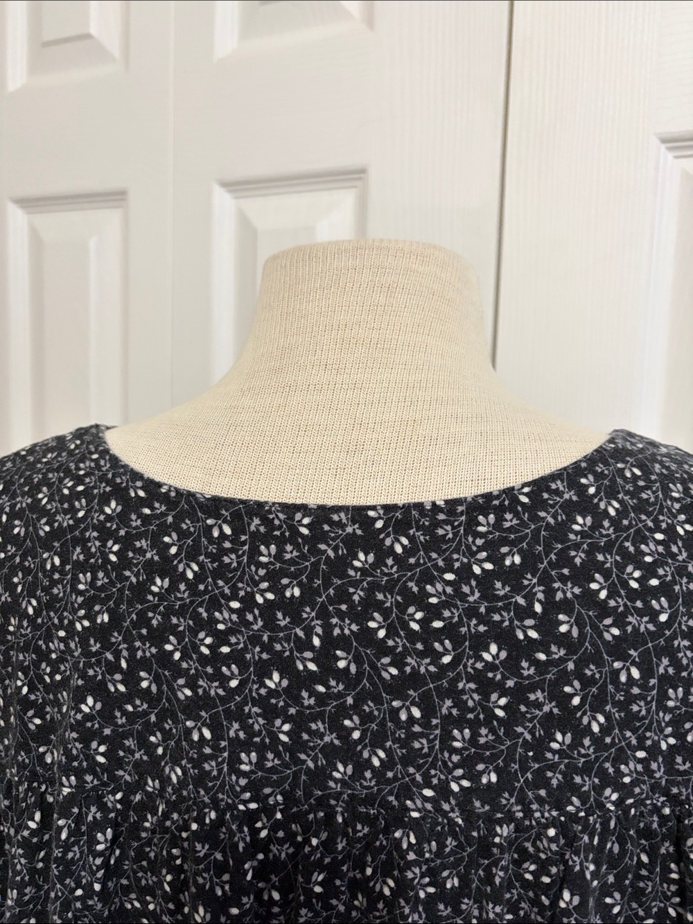 Croft and Barrow Black Floral Print Pullover Midi Cotton Nightgown Size 3X - Picture 11 of 15